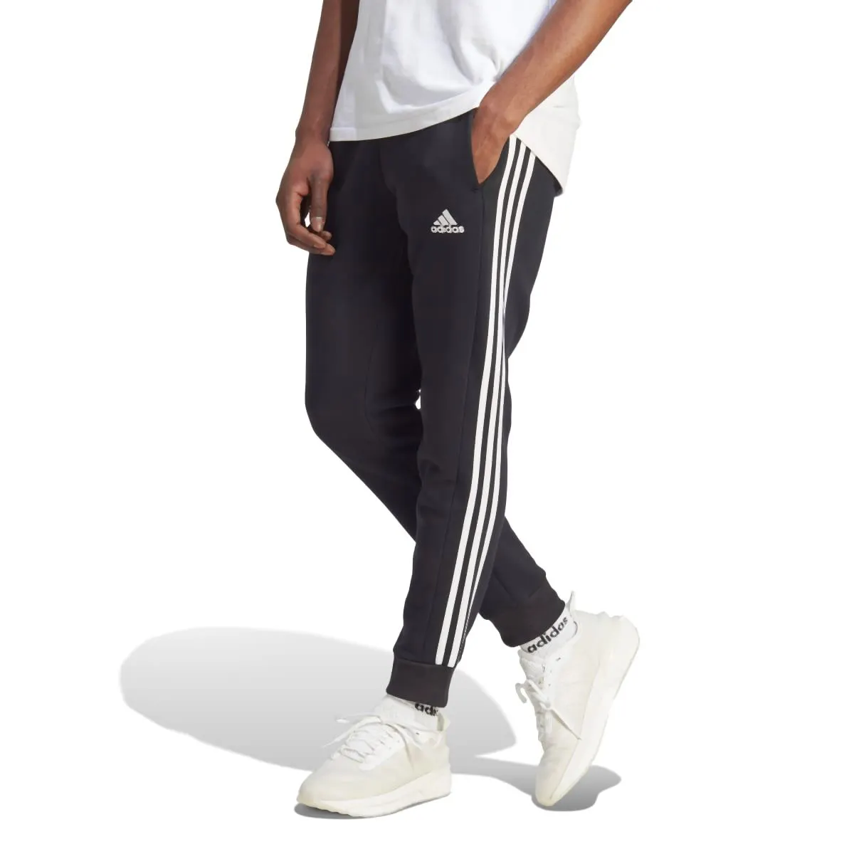 Adidas 3S Joggingbroek Men Broeken Kleding Casual Sporten Intersport van den Broek Biggelaar