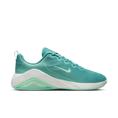 Nike Bella 7