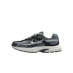 Nike Initiator