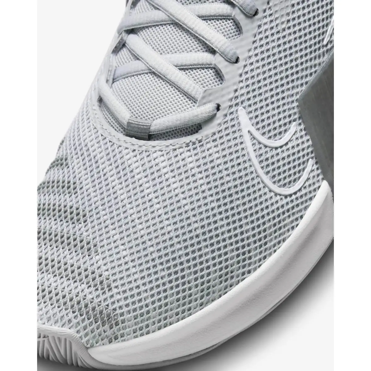 Nike total 9 trainers on sale