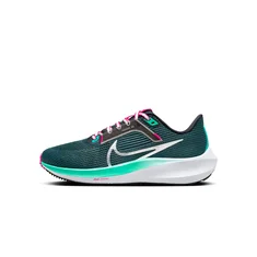 Nike Pegasus 40 Road Running Schoen