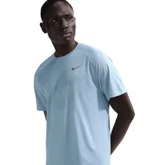 Nike Stride Shirt