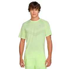 Nike Stride T-Shirt M