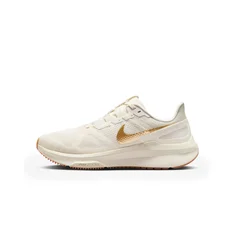 Nike Structure 25 W